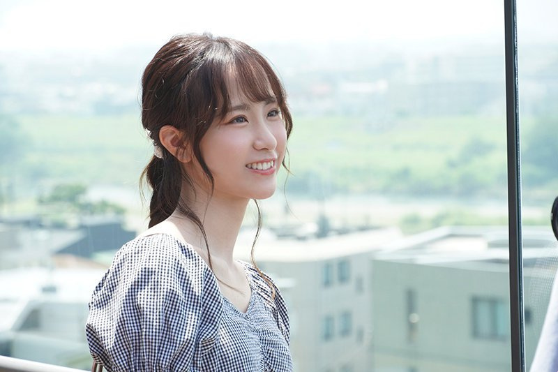 การเปิดตัวทางอารมณ์ของไอดอล Mian Shirasaka